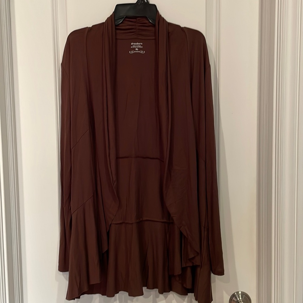 Ladies brown flowing sweater.
